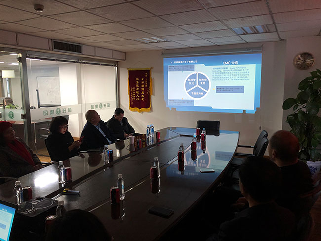 岳氏集團就EMC項目深度交流，并簽訂戰(zhàn)略合作協(xié)議